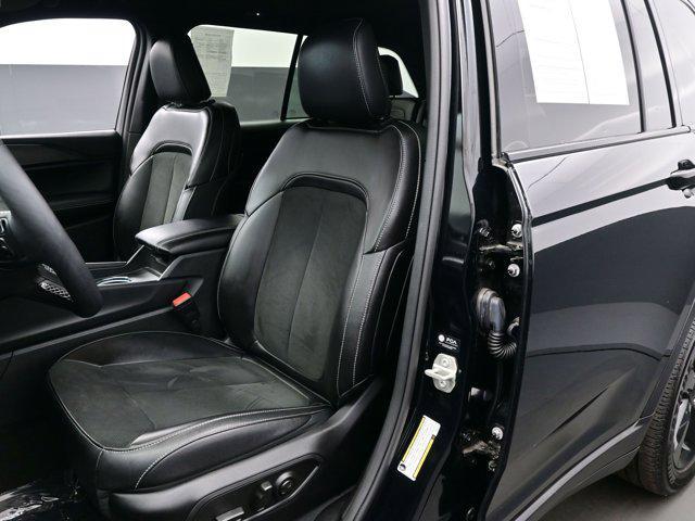 used 2023 Jeep Grand Cherokee car, priced at $33,590