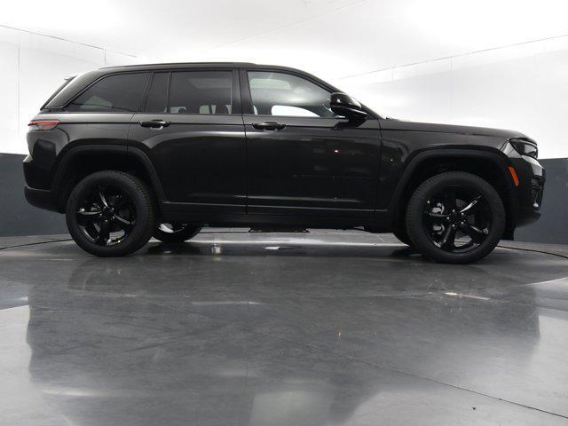 new 2024 Jeep Grand Cherokee car, priced at $42,707