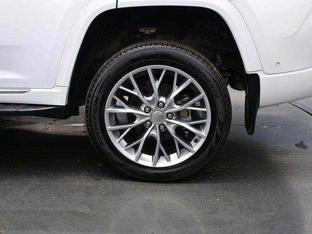 used 2023 Jeep Grand Cherokee car, priced at $45,990