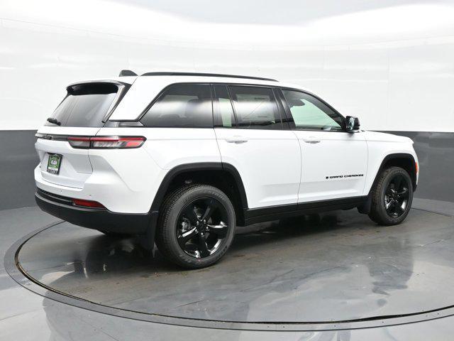 new 2025 Jeep Grand Cherokee car, priced at $49,200