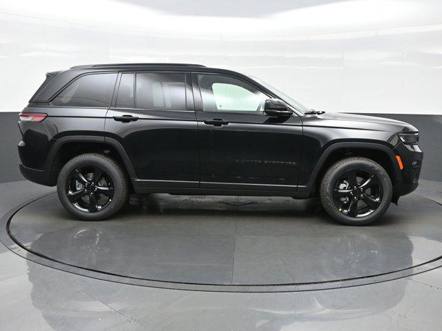 new 2025 Jeep Grand Cherokee car, priced at $45,798