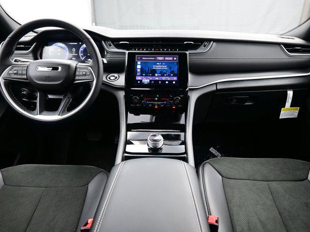 new 2025 Jeep Grand Cherokee L car, priced at $42,769