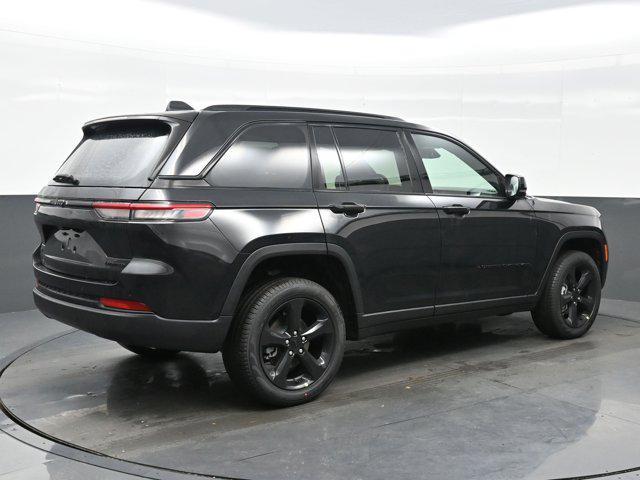 new 2025 Jeep Grand Cherokee car, priced at $42,804