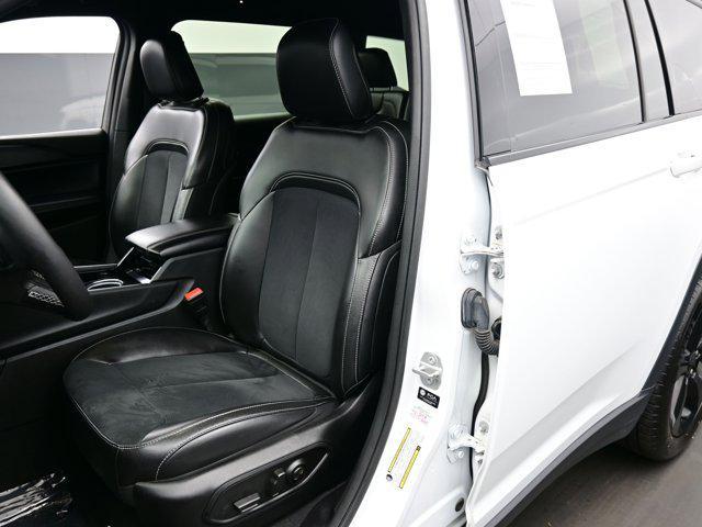 used 2023 Jeep Grand Cherokee L car, priced at $28,890