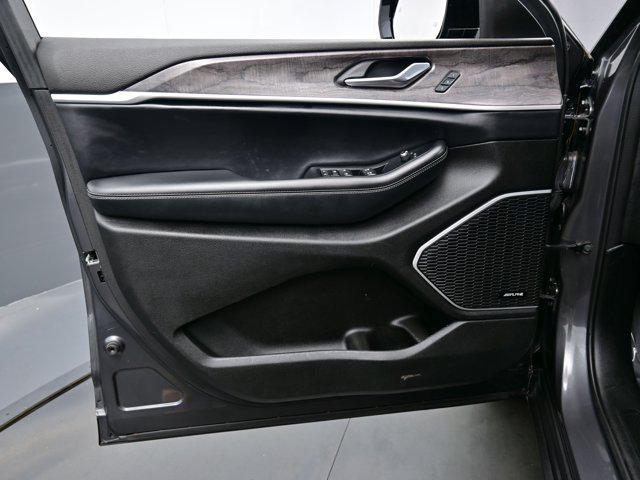 used 2022 Jeep Grand Cherokee L car, priced at $28,590