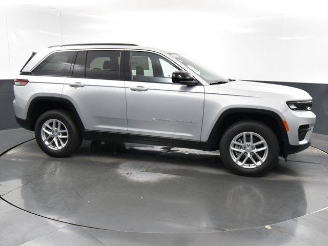 new 2024 Jeep Grand Cherokee car, priced at $34,954