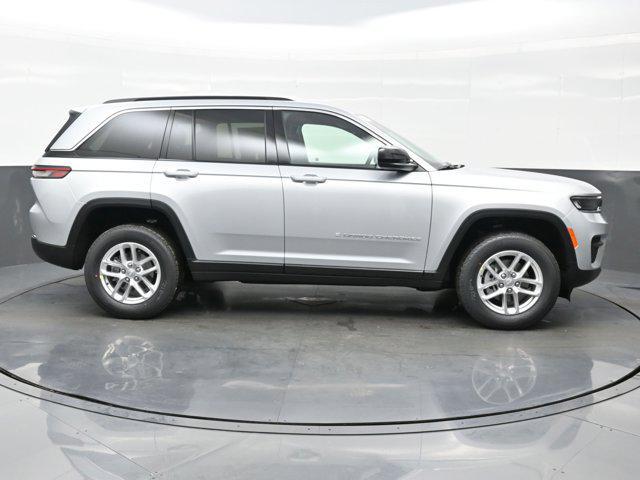 new 2025 Jeep Grand Cherokee car, priced at $36,589