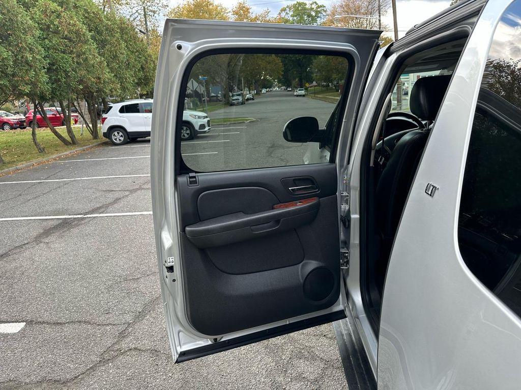 used 2014 Chevrolet Suburban car, priced at $8,995