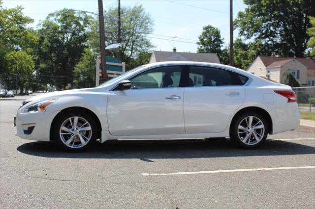 used 2013 Nissan Altima car, priced at $4,995