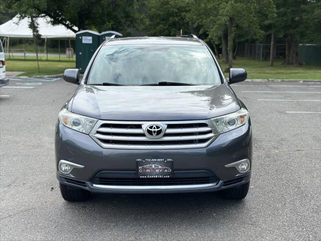 used 2011 Toyota Highlander car, priced at $8,995