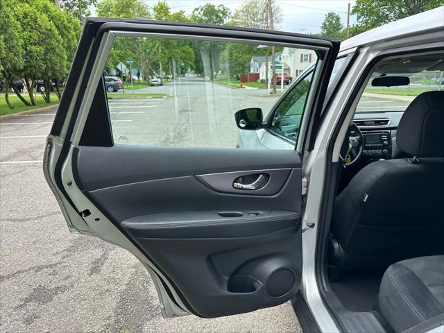 used 2016 Nissan Rogue car, priced at $7,995