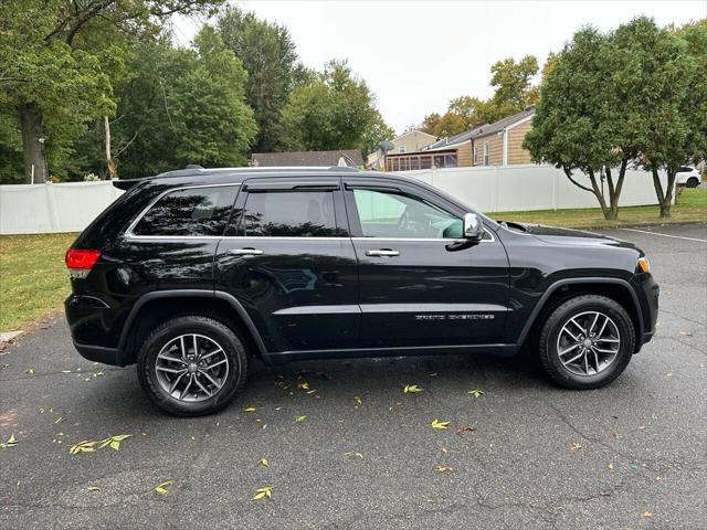 used 2017 Jeep Grand Cherokee car, priced at $15,995