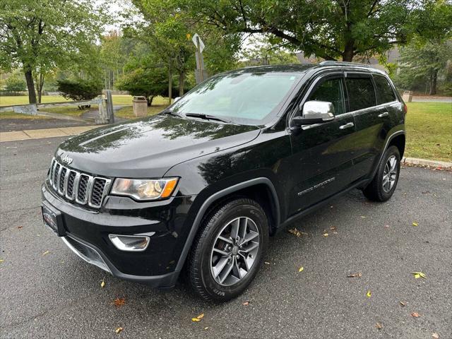 used 2017 Jeep Grand Cherokee car, priced at $15,995