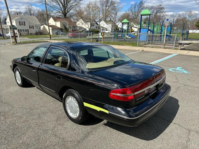 used 1995 Lincoln Continental car, priced at $4,995