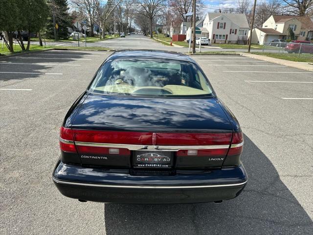 used 1995 Lincoln Continental car, priced at $4,995