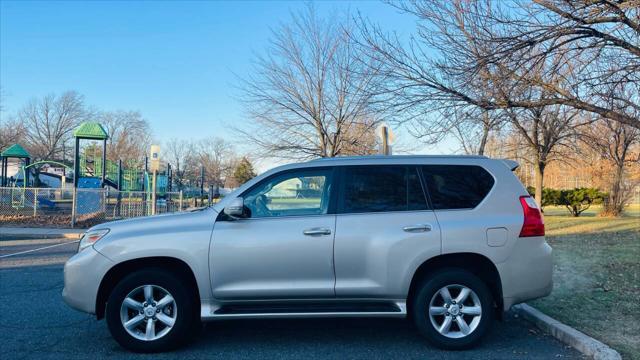 used 2011 Lexus GX 460 car, priced at $14,495