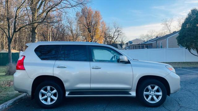 used 2011 Lexus GX 460 car, priced at $14,495