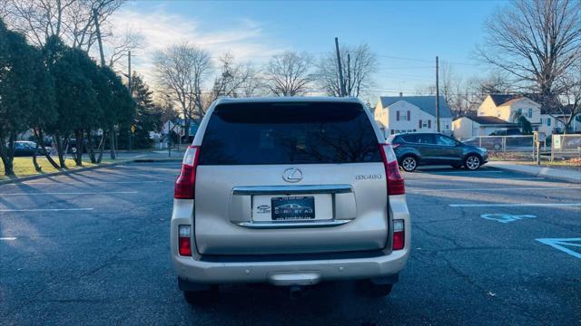 used 2011 Lexus GX 460 car, priced at $14,495