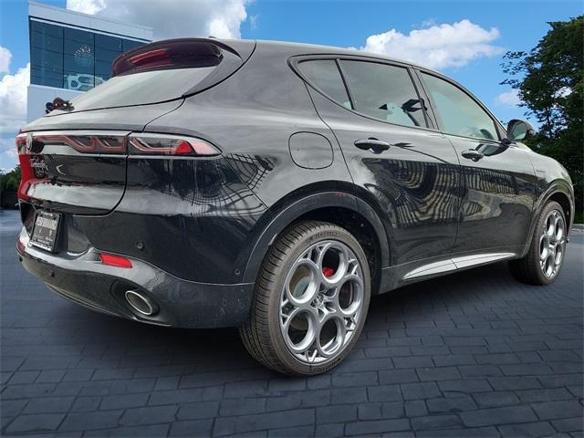 new 2024 Alfa Romeo Tonale car