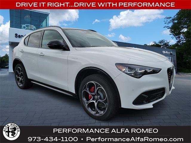 new 2024 Alfa Romeo Stelvio car