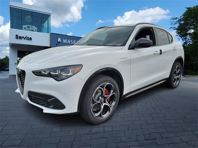 new 2024 Alfa Romeo Stelvio car