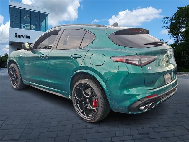 new 2024 Alfa Romeo Stelvio car