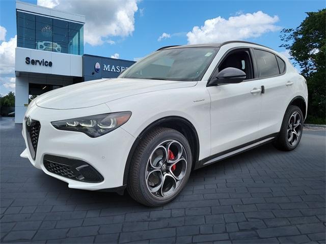 new 2024 Alfa Romeo Stelvio car