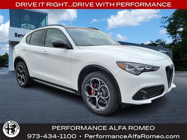 new 2024 Alfa Romeo Stelvio car