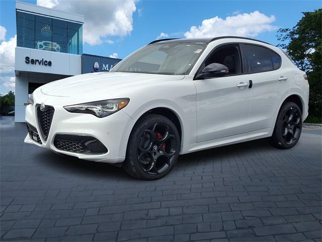 new 2025 Alfa Romeo Stelvio car