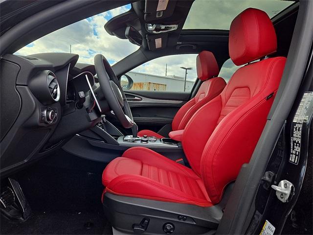 new 2025 Alfa Romeo Stelvio car
