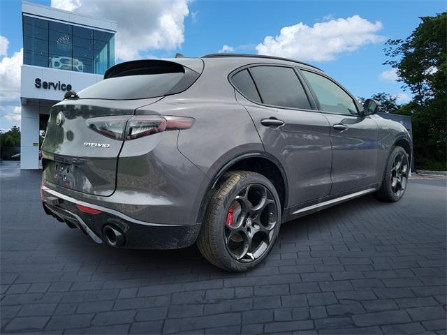 new 2024 Alfa Romeo Stelvio car