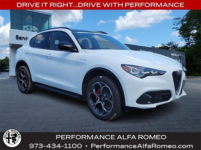 new 2024 Alfa Romeo Stelvio car