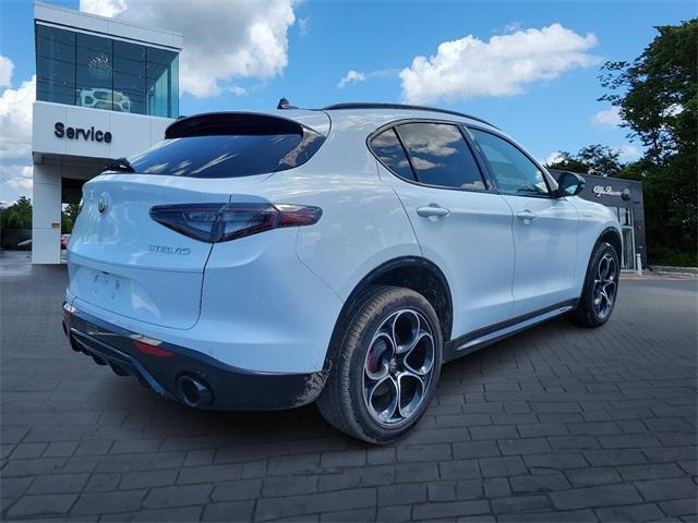 new 2024 Alfa Romeo Stelvio car