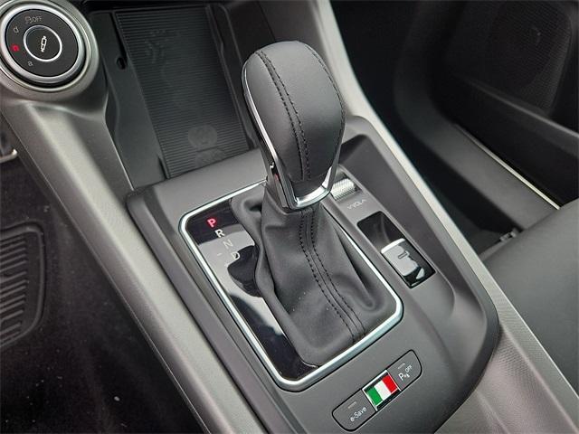 new 2025 Alfa Romeo Tonale car