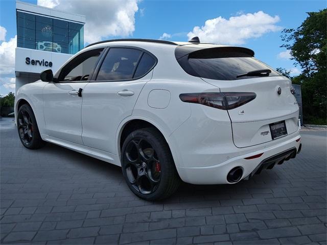 new 2025 Alfa Romeo Stelvio car