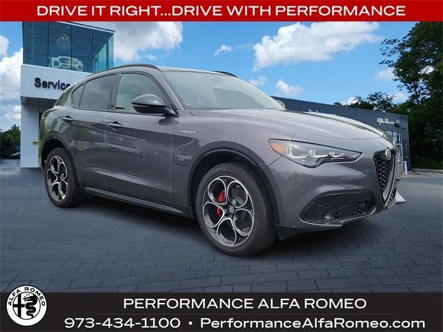 new 2024 Alfa Romeo Stelvio car