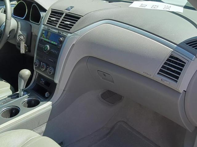 used 2010 Chevrolet Traverse car, priced at $5,995