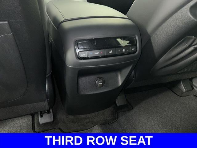 used 2025 Hyundai Palisade car, priced at $41,505