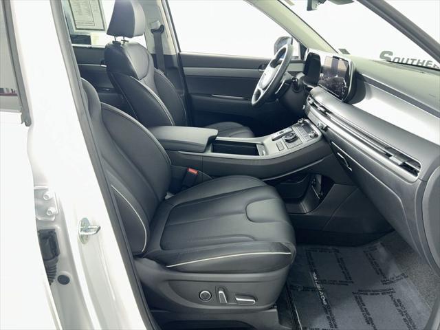 used 2025 Hyundai Palisade car, priced at $41,505