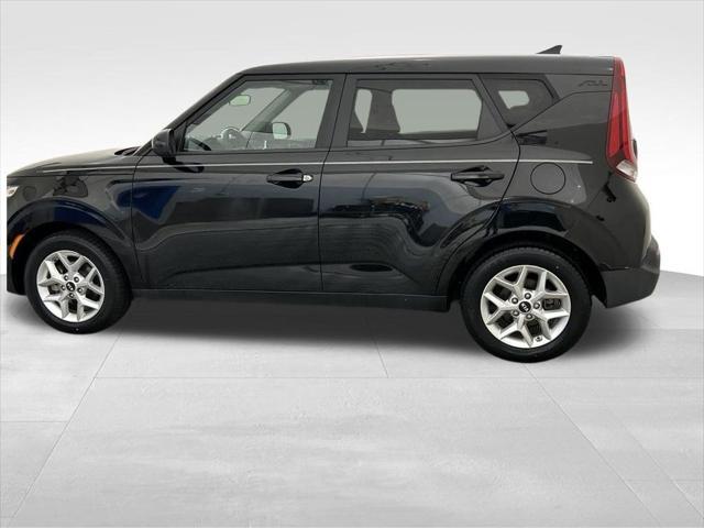 used 2021 Kia Soul car, priced at $12,529