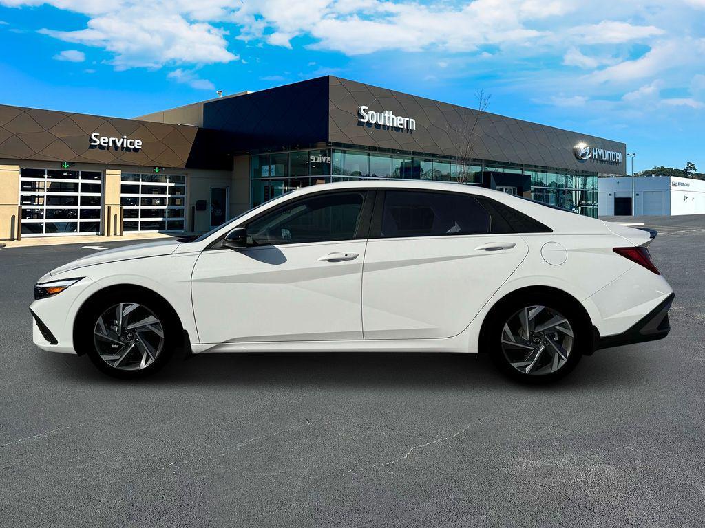 new 2025 Hyundai Elantra car, priced at $29,070
