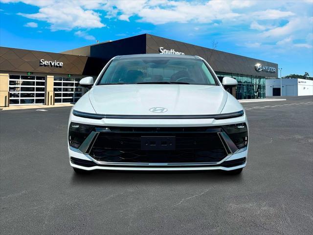 new 2025 Hyundai Sonata Hybrid car, priced at $39,186