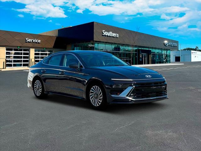 new 2025 Hyundai Sonata Hybrid car, priced at $38,727