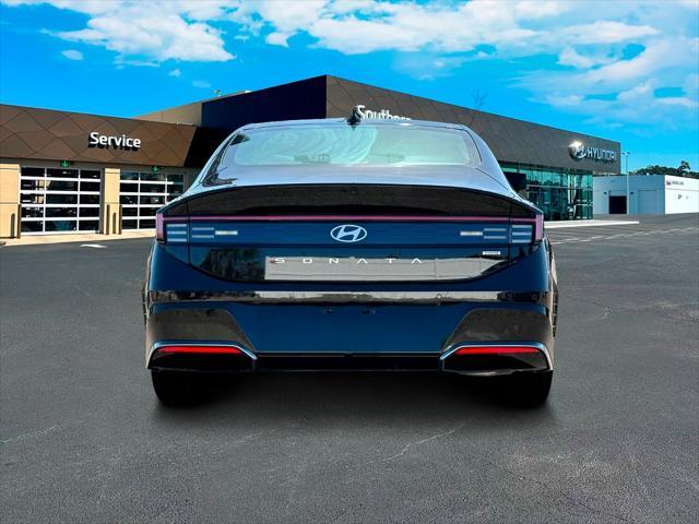new 2025 Hyundai Sonata Hybrid car, priced at $38,727