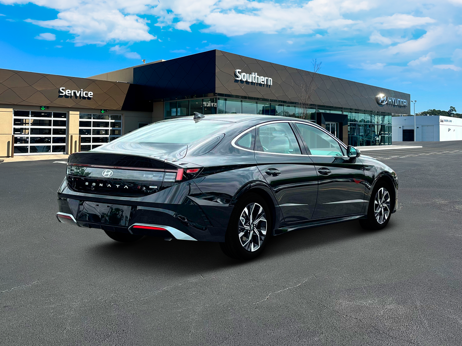 new 2024 Hyundai Sonata car, priced at $28,721