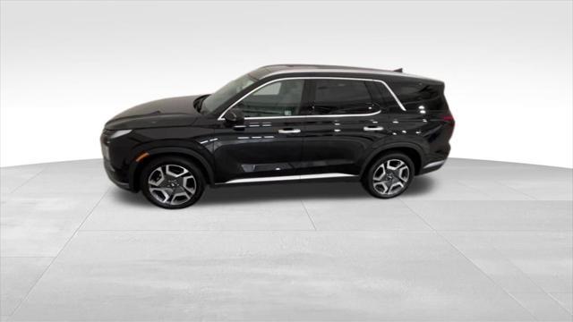 used 2025 Hyundai Palisade car, priced at $47,147