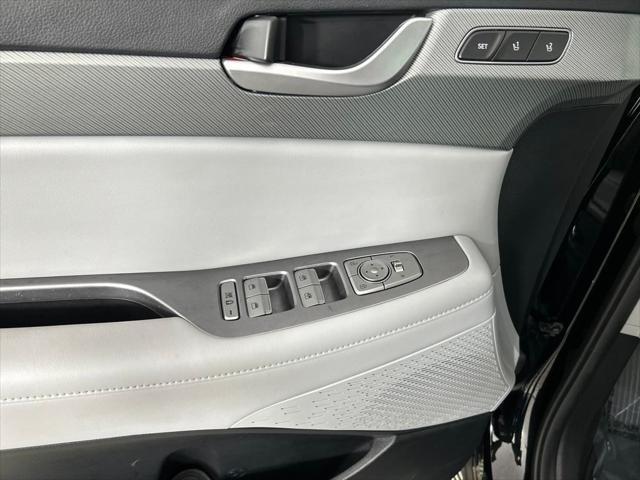 used 2025 Hyundai Palisade car, priced at $47,147