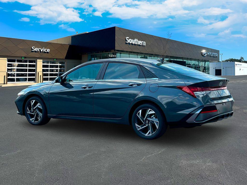 new 2025 Hyundai Elantra car, priced at $26,526