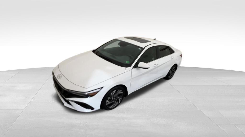 used 2025 Hyundai Elantra car, priced at $25,922