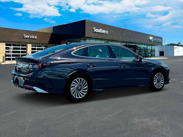 new 2025 Hyundai Sonata Hybrid car, priced at $32,380